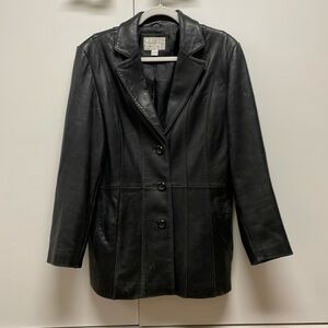 Worthington Vintage Women’s Lambskin Coat, Size XL polyester lining, Button-up